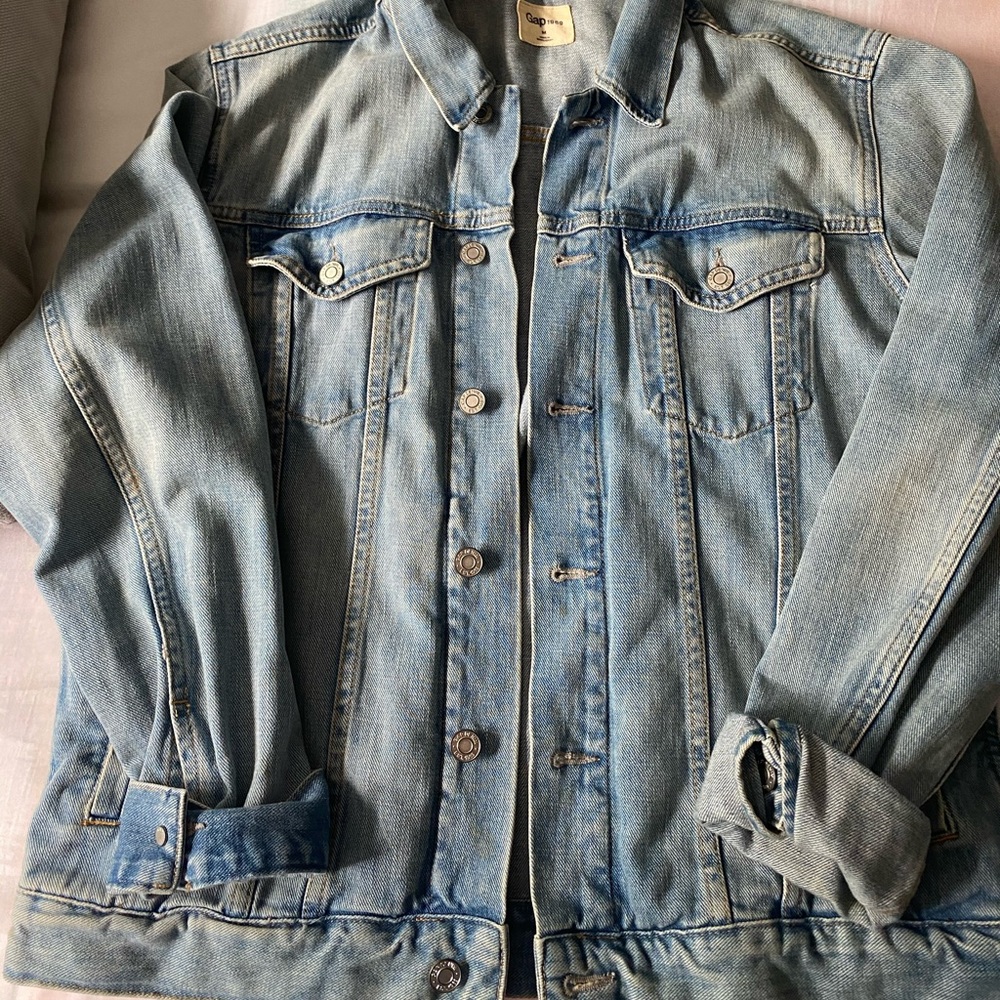 Gap Light/Medium Denim Jacket